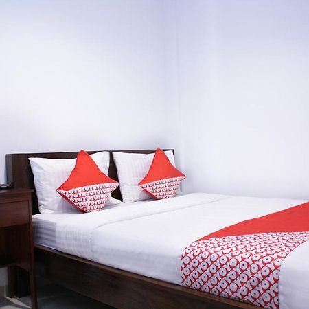 Oyo 245 Juana 21 Hotel Jakarta Eksteriør billede