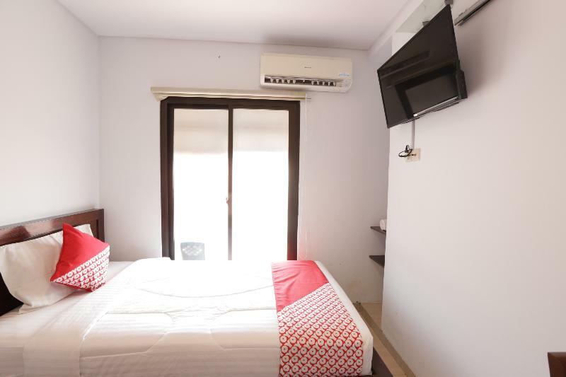 Oyo 245 Juana 21 Hotel Jakarta Eksteriør billede